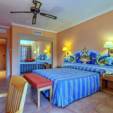 Playabella Gran Hotel 4*